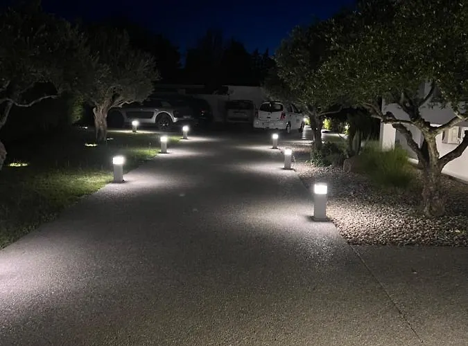 فيلة Melia With Heated Pool *