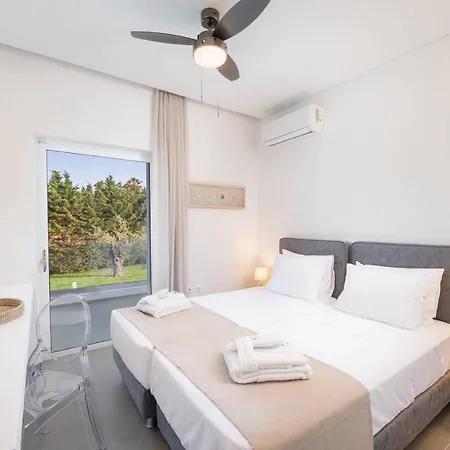 Вілла Melia With Heated Pool *