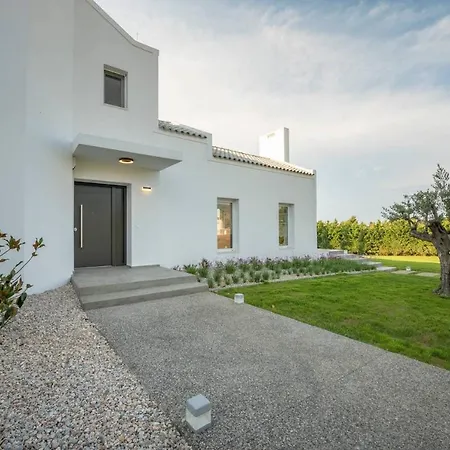 Melia With Heated Pool Villa