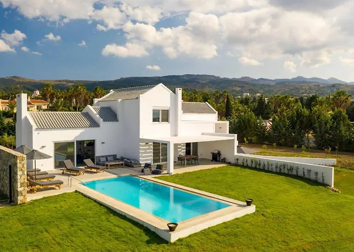 Melia With Heated Pool Villa *