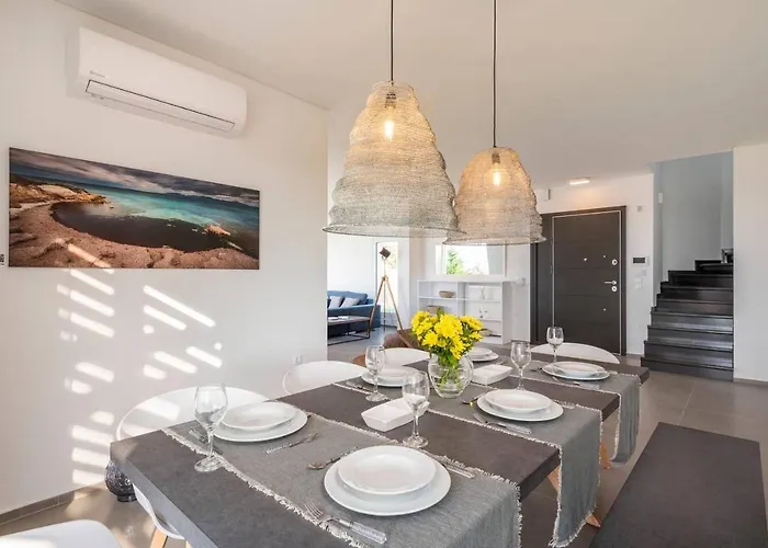 Melia With Heated Pool Villa *