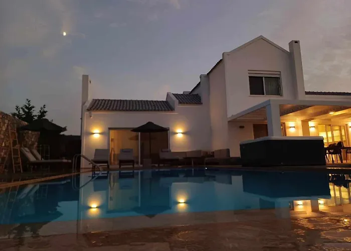 Melia With Heated Pool *