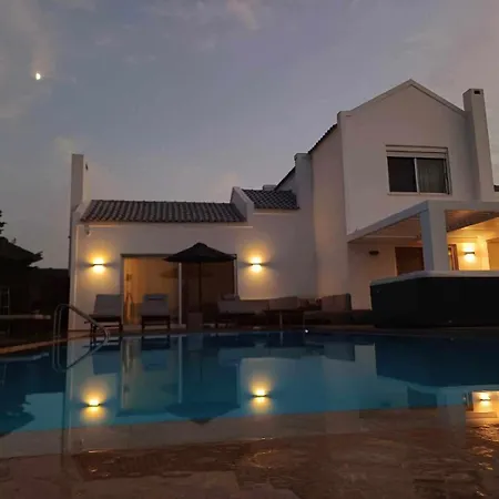 Melia With Heated Pool *